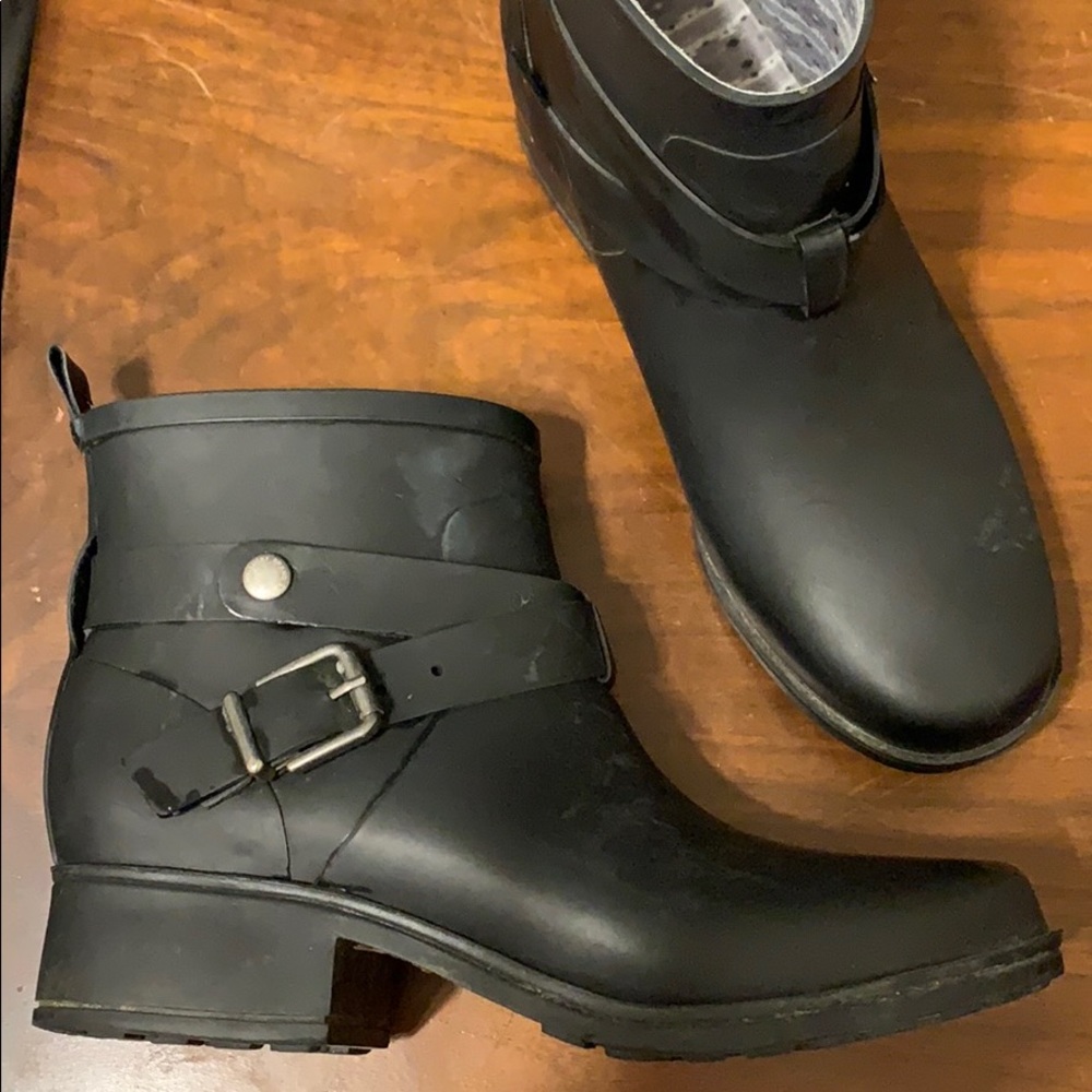 Lucky Brand rain booties